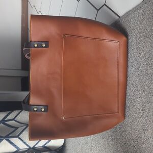 Portland Leather Goods Medium Classic Honey Tote AP